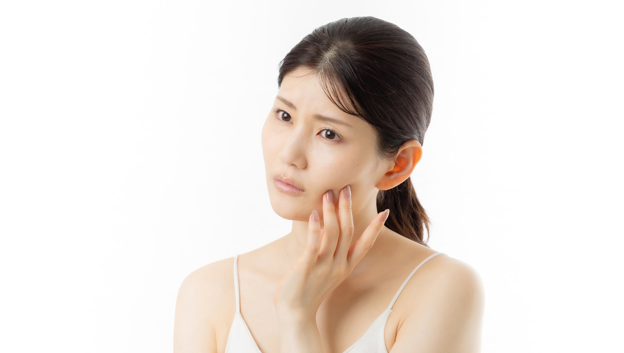 20・30代からはじめるファーストエイジングケアとは？今日からできるケアを紹介