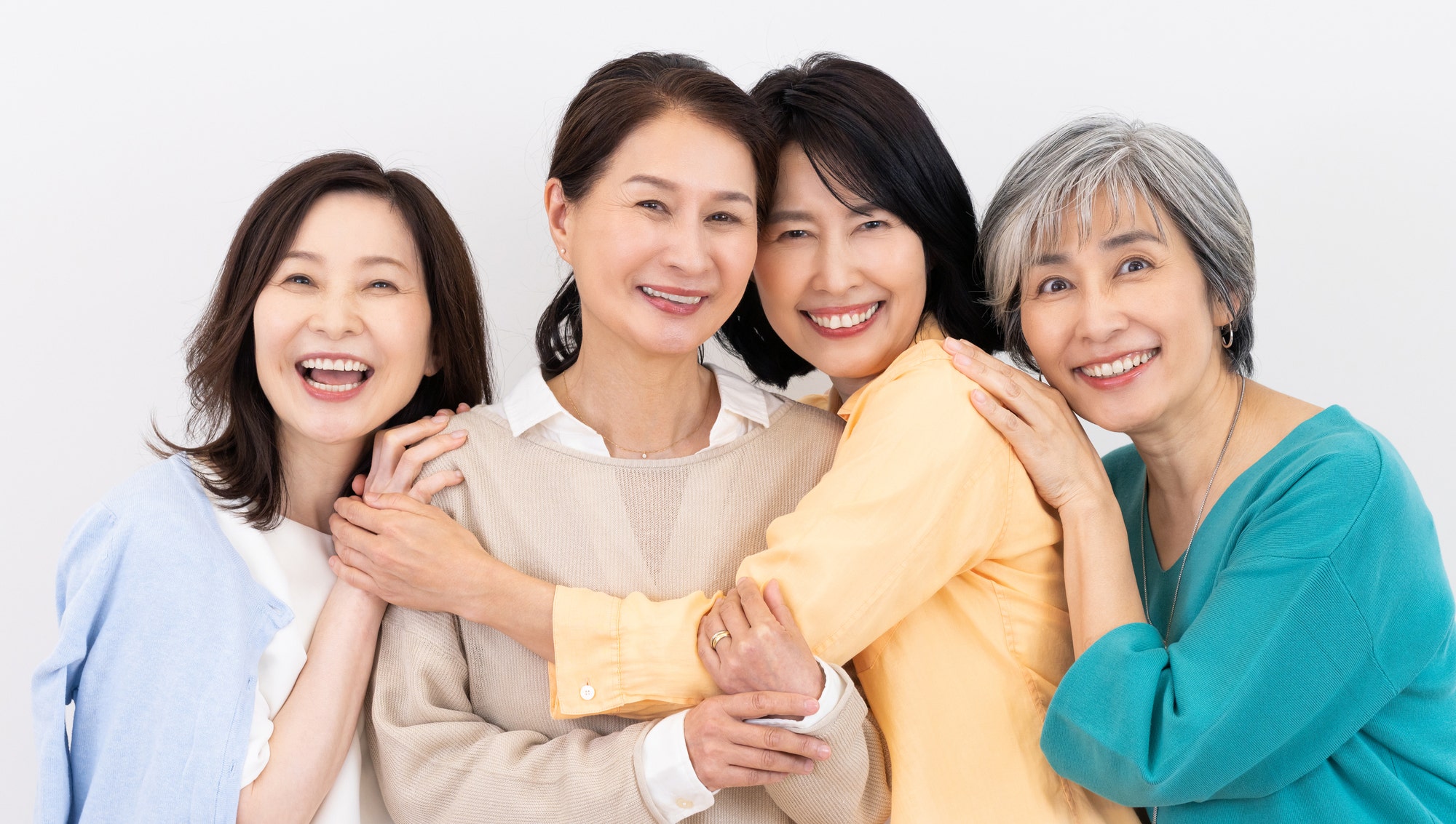 60代からのエイジングケア｜自分らしく輝くためのケア方法