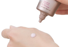 適量を手に取りましょう